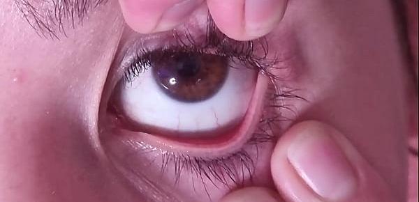 Cum dumpster gets a full cumshot into her open eye | talking